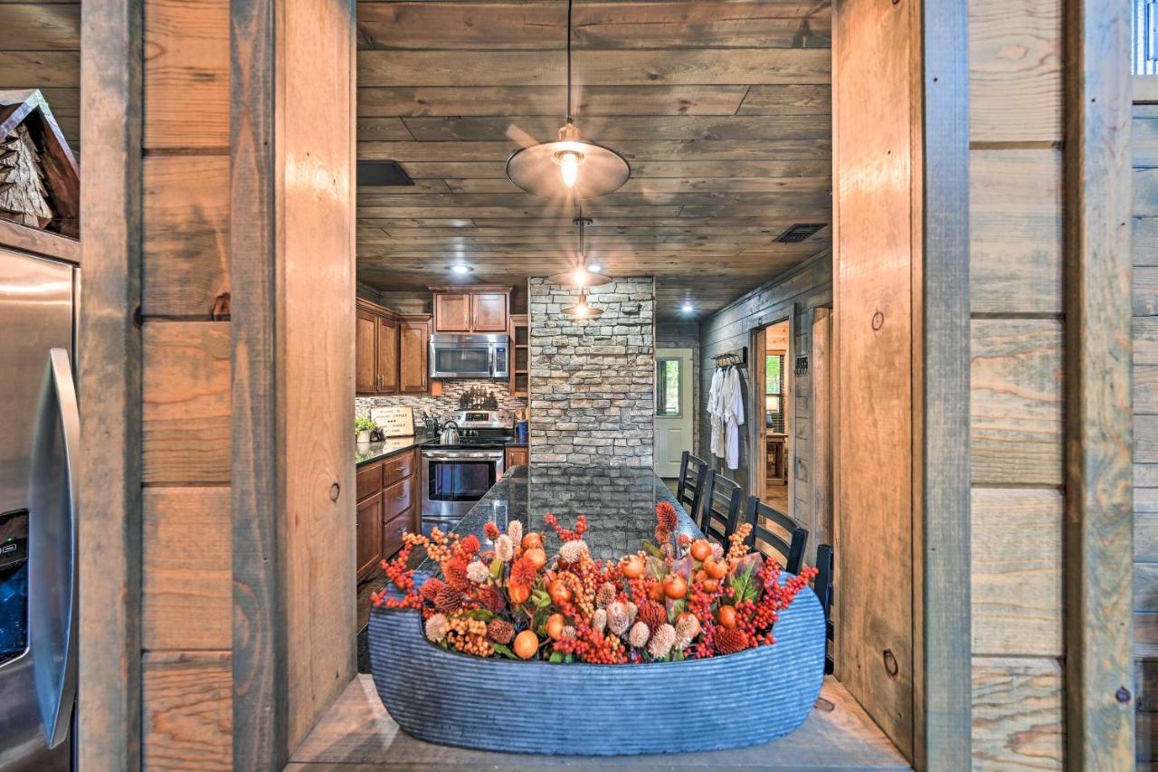 Luxe Broken Bow Cabin With Tesla Charging Station Stephens Gap Bagian luar foto